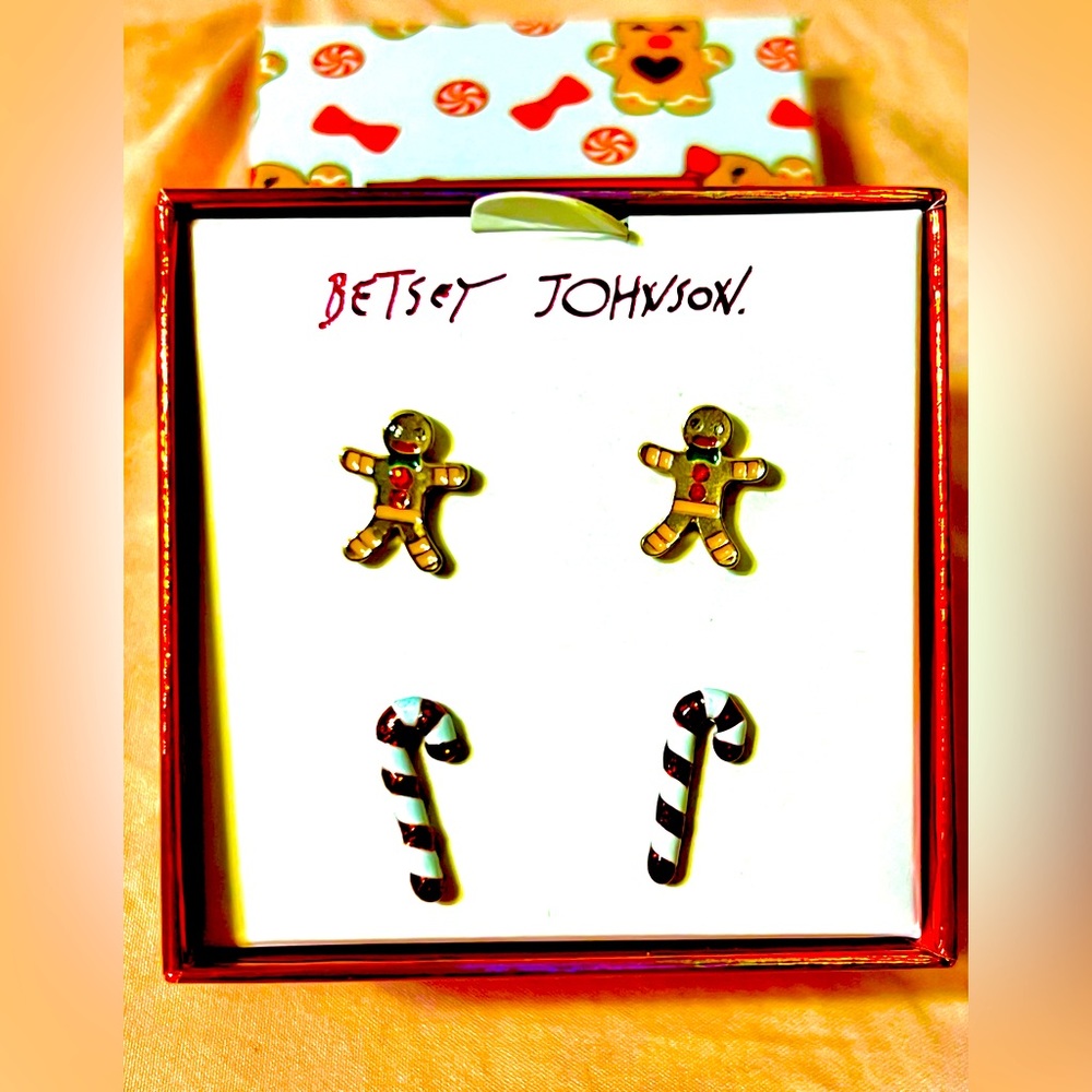 Betsey Johnson Christmas Gingerbread Man and Candy Cane Stud Earrings. NWT NIB